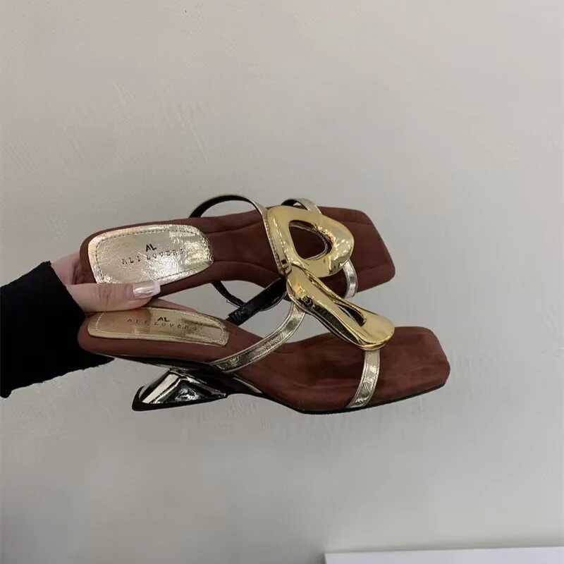 Wens Fi High heeled Slippers Summer New Square Hollow Metal Square Button Sandals Y250306