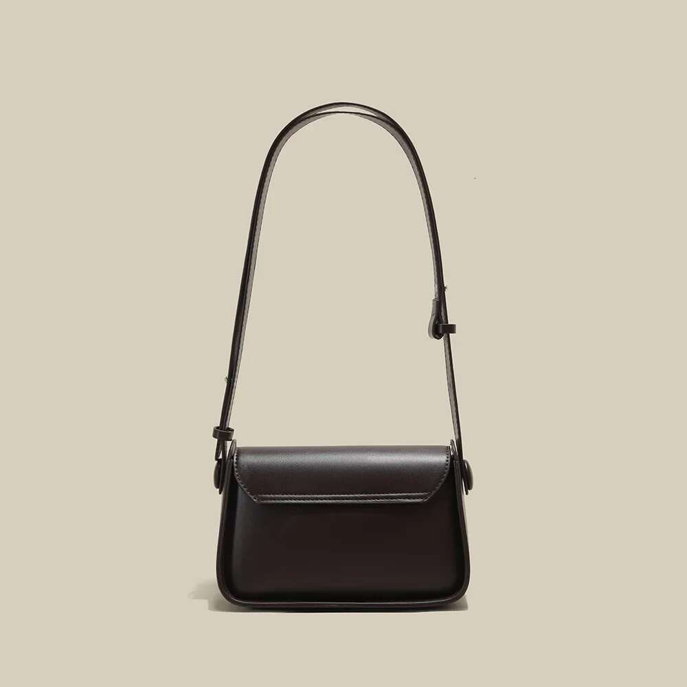 IELGY - Retro New Fashion Women's Saddle Shoulder Crossbody Bag
