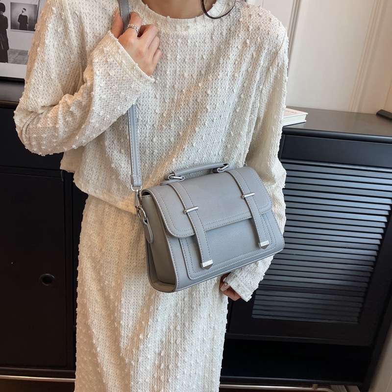 This years popular internet celebrity fashion high-end handbag womens versatile niche design single shoulder diagonal cross bag simple small square ba