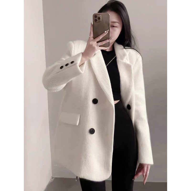 K35Casual White Corduroy Korean Style Small Suit - Perfect for Spring 2025 Collection