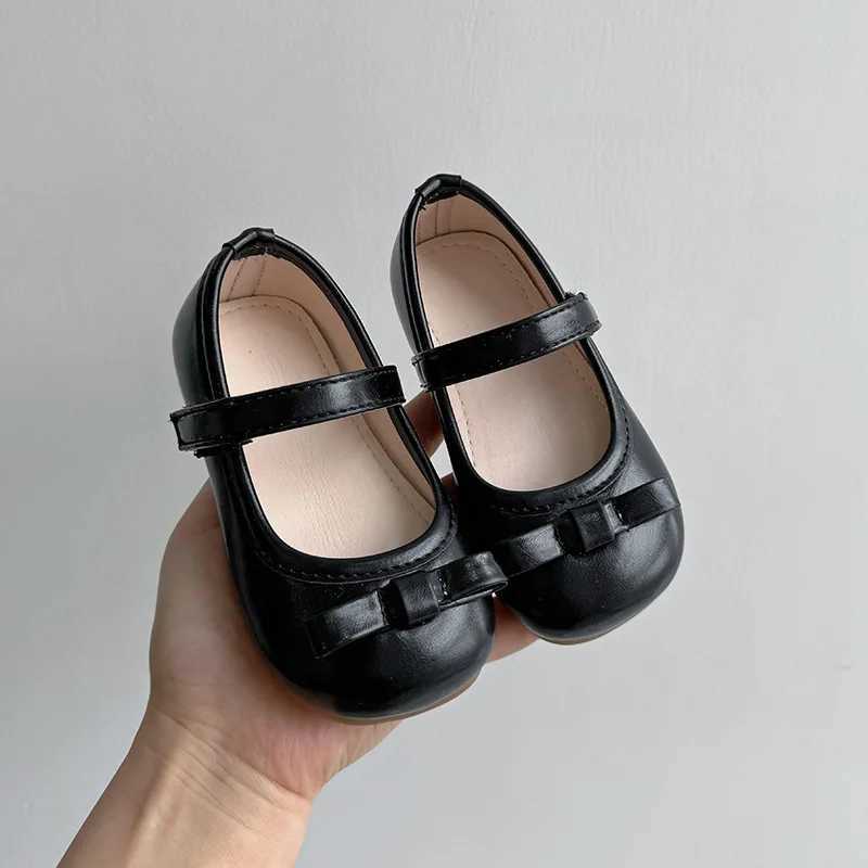 Princess Girls Shoes Kids Leather Shoes for Girls 2024 New Children Casual Flats Fashion Bowknot Single Shoes for Wedding PartyT250306