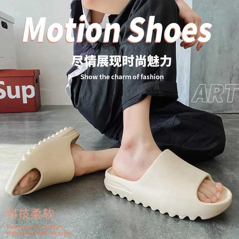 New EVA soft thick soled slippers for womens summer fashion wear home sandals mens beach shoesC250305