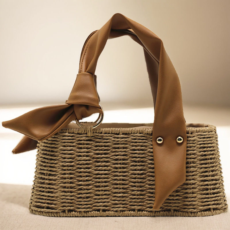 2024 New Trapezoidal Handbag, Mobile Phone Straw Bag, Fashionable Women's Woven Bag