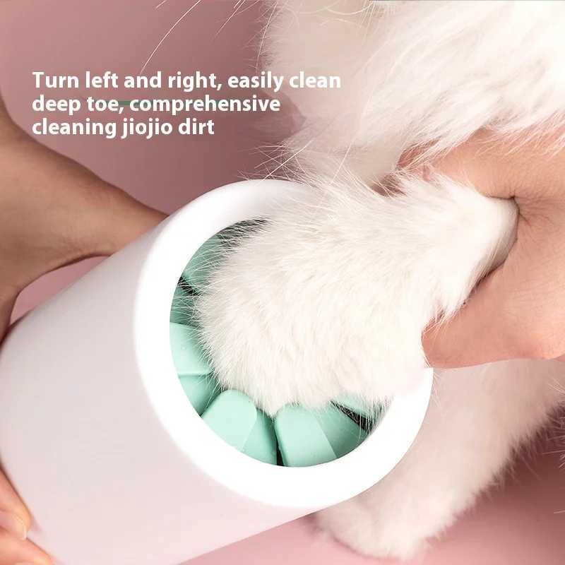 Pet Foot Washer Cup Silicone Soft Foot Cup Cat Foot Cleaning Bucket Dog Paw Cleaner Cup Manual Quick Feet Wash Cleaner M250306