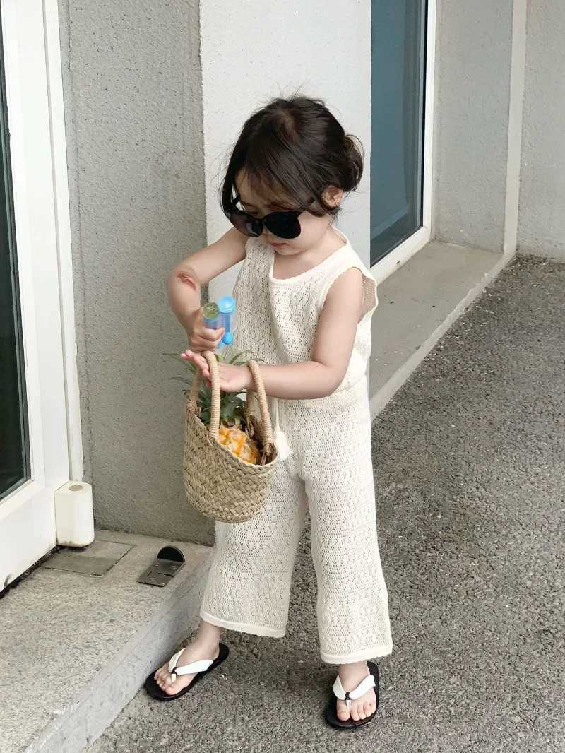 Girls Clothing Set 2024 Summer Korean Thin Knitted Girls Set Childrens Hollow Breathable Tank Top+Wide Leg Pants Two Piece SetT250327