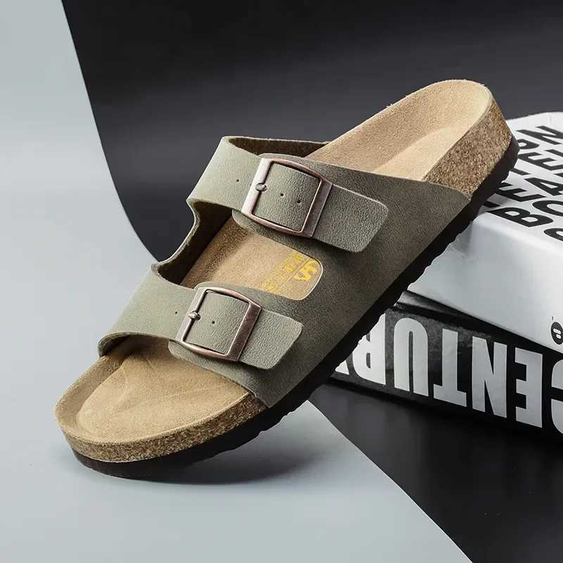 Summer Leather Men Sandals Mens Sandals Women Slippers Outdoor Beach Casual Shoes Zapatos Hombre Durable Non-Slip Luxury ShoesC250306