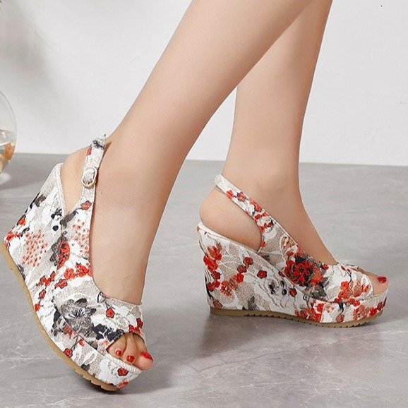 Large print fish mouth thick soled wedge heel with buckle sandals for summer beach exposed toe women in 2025 #ddmykukumalu