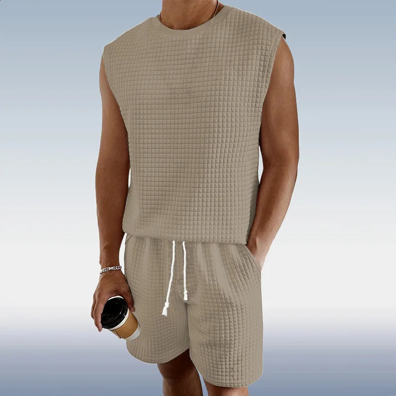 24 mens sportswear summer casual checkered sleeveless vest shorts two-piece set 250303
