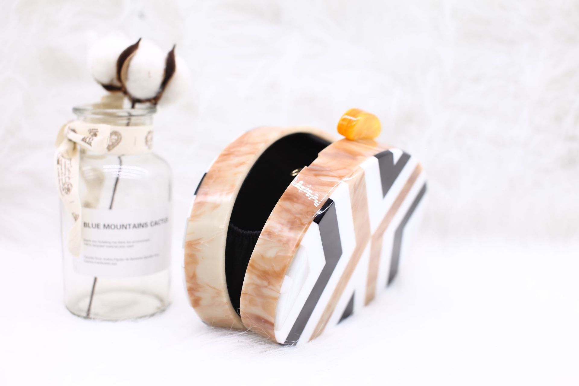 Ladies' New Single Shoulder Diagonal Cross Geometric Splicing Acrylic Bag Fashionable Rhinestone Acrylic Clutch Clear Evening Bag For Weddings Pa