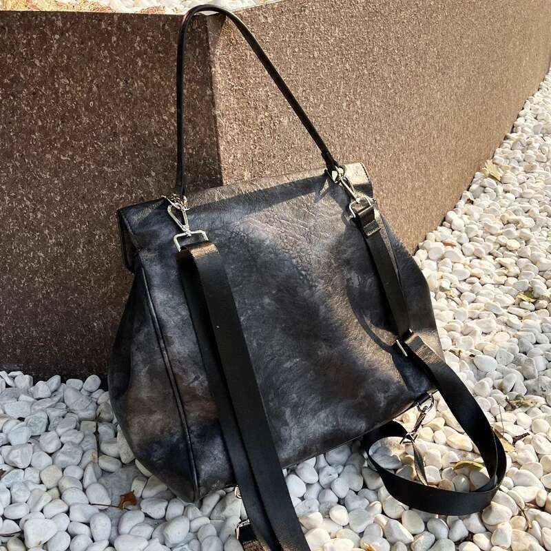 Large Capacity Vintage Backpacks For Women Designer Handbags And Purses 2024 New In PU Distressed Leather Lock Shoulder
