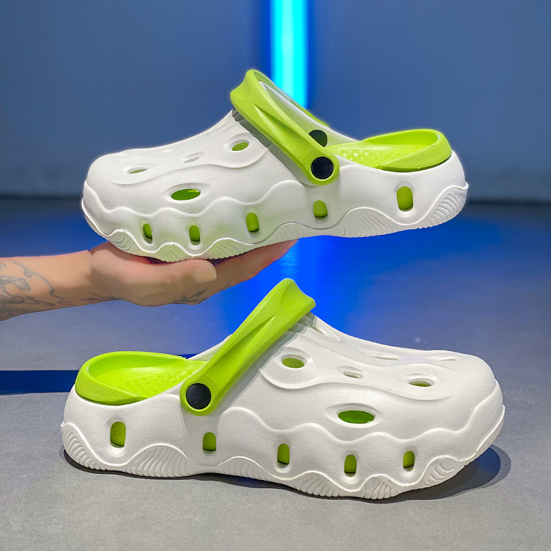 Free of Shipping New women Outdoor Slippers Lightweight Comfortable Sandals for Leisure Beach Shoes 38-45