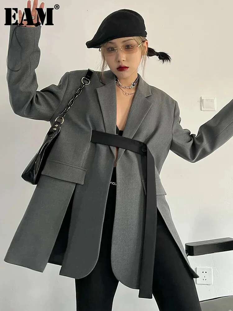 EAM Gary Bandage Slit Casual Blazer Women New Lapel Long Sleeve Loose Fit Jacket Fashion Tide Spring Autumn 2025 30A1760