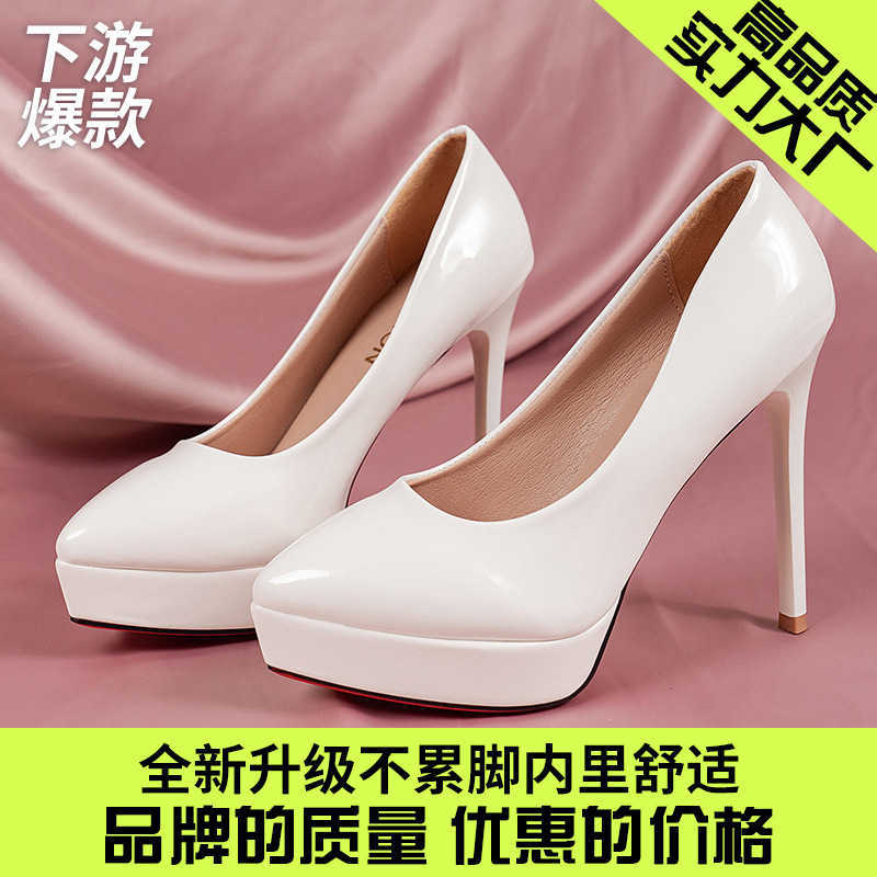 Red soled shoes, slippers, sandals, sports shoes, boots Large size minimalist naked pink waterproof platform