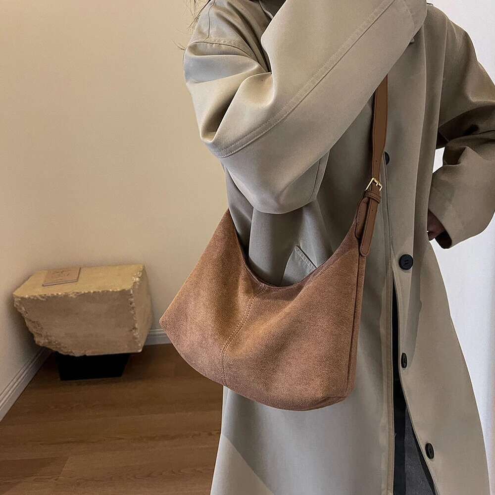 Handbag Purse Vintage for Women Suede Shoulder Causal Crossbody Bags Female Designer Clutch Ladies Crescent Hobo Bag