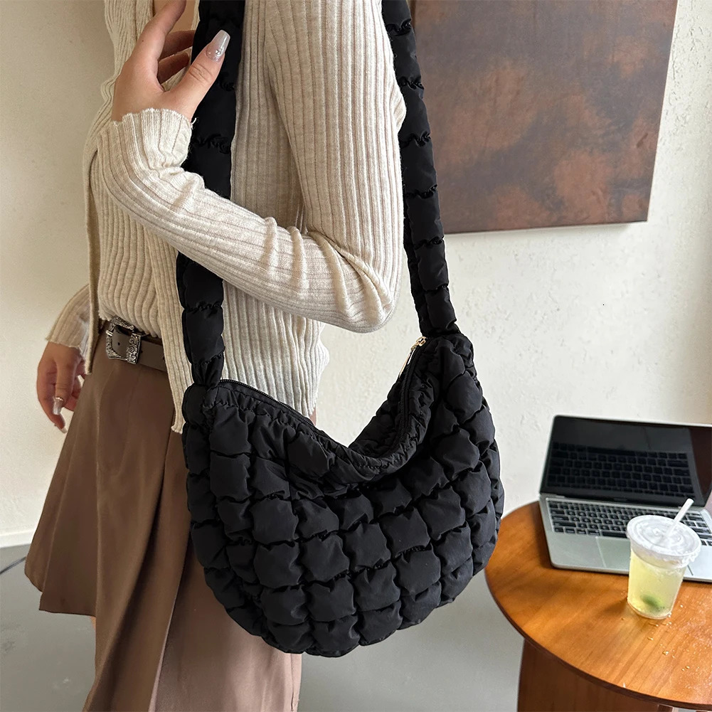 Fashionable Ladies Quilted Pleated Sling Bag Large Capacity Versatile Cloud Purse Stylish Handbag for All Occasions 250306