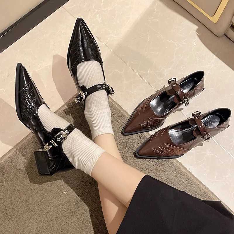 2024 Winter New French Pointed Shallow Mouth Single Shoes for Wen Belt Buckle Thick Heel Mary Jane Shoes Y250306