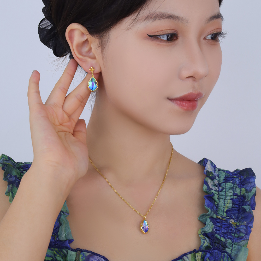 French Retro Dazzling Glass Necklace For Women Oval Accessories Earrings For Women Fashion High Sense
