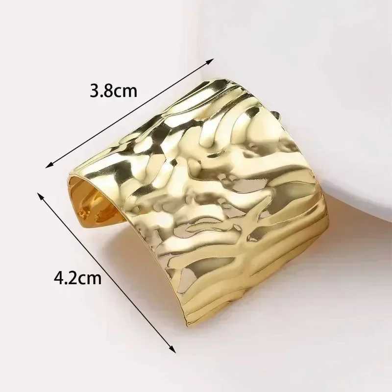 New trendy hair clips Bohe Design High Grade Concave and Convex Craft Hair Buckle Retro Clip Hair Clip Fashion Metal wear X250306