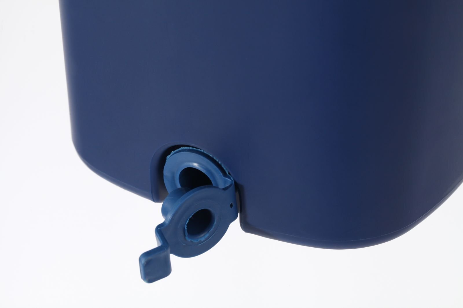 Durable Floor Mop System with Inbuilt Bucket Complete with Two Reusable Microfiber Pads