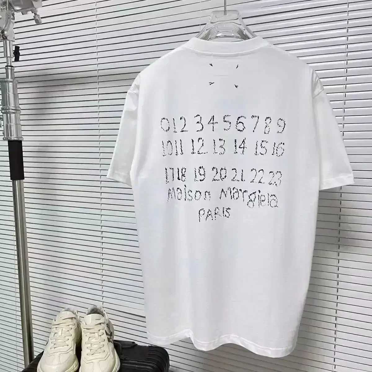 2025 New Cotton T-shirt Fashion Brand Summer and Autumn Short Sleeve Loose Letter Casual Mens Round Collar Print Men and Women X250306