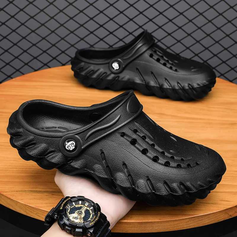 Mens Hole Casual Shoes Summer Non-Slip Outdoor Sandals Clogs Home Garden Beac Thick Bottom Soft Bottom Flat SlippersC250306