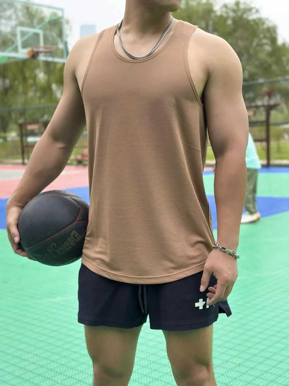 2024 Summer Plus Size Men Clothing Tank Tops Black White Gray Singlets Sleeveless Fitness Men Vest Casual Bodybuilding Vest NewT250318