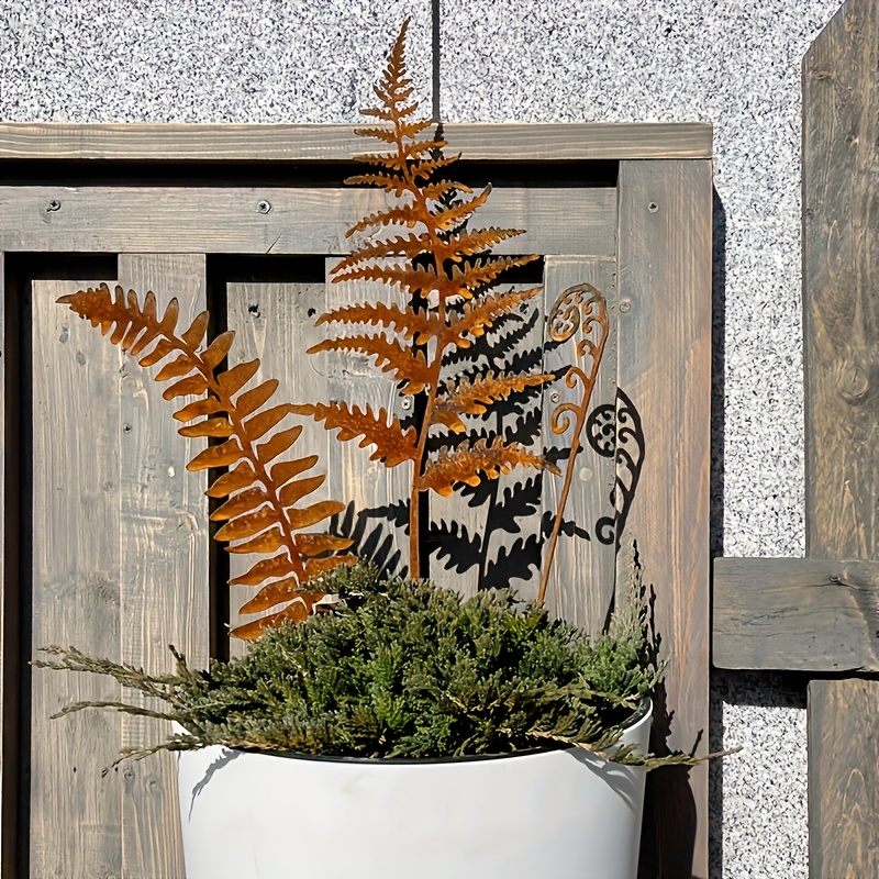 1 Set Natural Rust Crafted Fern Leaf Metal Flower Bouquet Rusty Metal Plant Stake Planters Decorative Home and Garden Decorations Metal Garden Art Fur