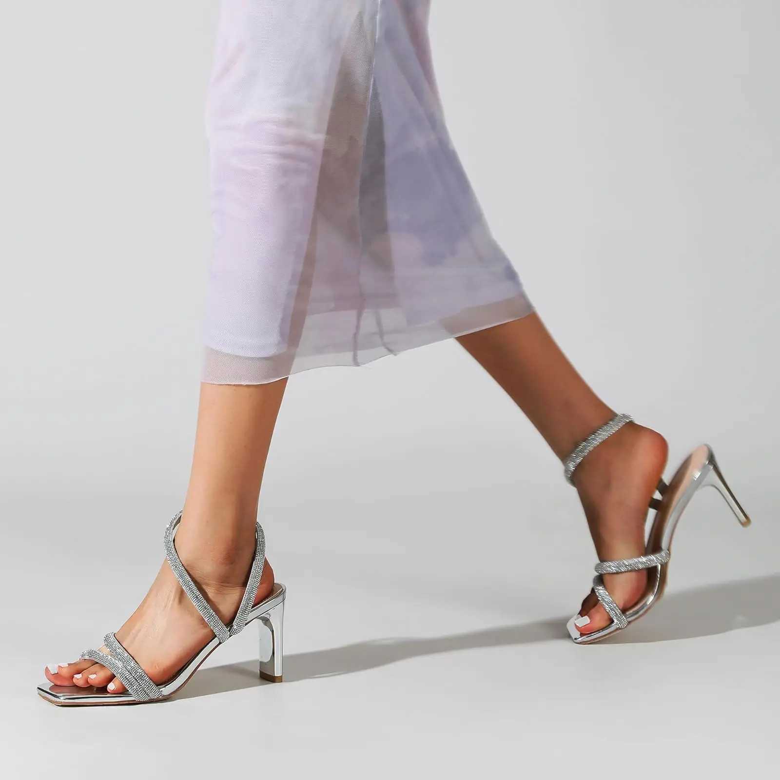 Gold/sier square-toe h rhine sandals. Sexy open toe elegant and stylish for pr or summer. Y250306