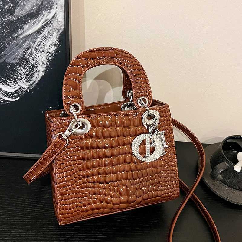 2025 NEW Elegant Designer Shoulder Bag for Women Leather Crossbody Purse with Classic hot Pop Art Design -