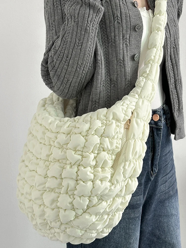 Korean Fold Puff Cloud Bag Womens Large Capacity Dumpling Bag Single Shoulder Crossbody Bag Fashion Tote Bag 250306