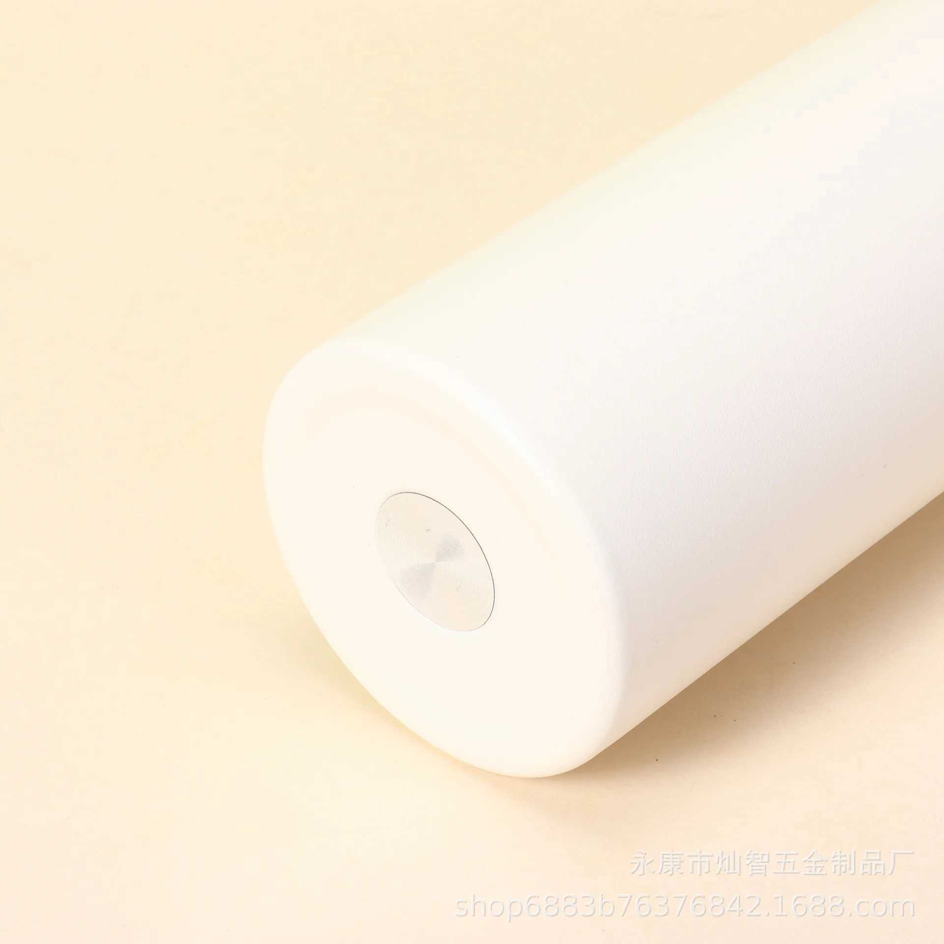 PuraCool Personalized Magsafe Water Bottle with Phone Holder 720ML 000ML 24oz 32oz Magnetic Vacuum Sheet Customized NameW250306