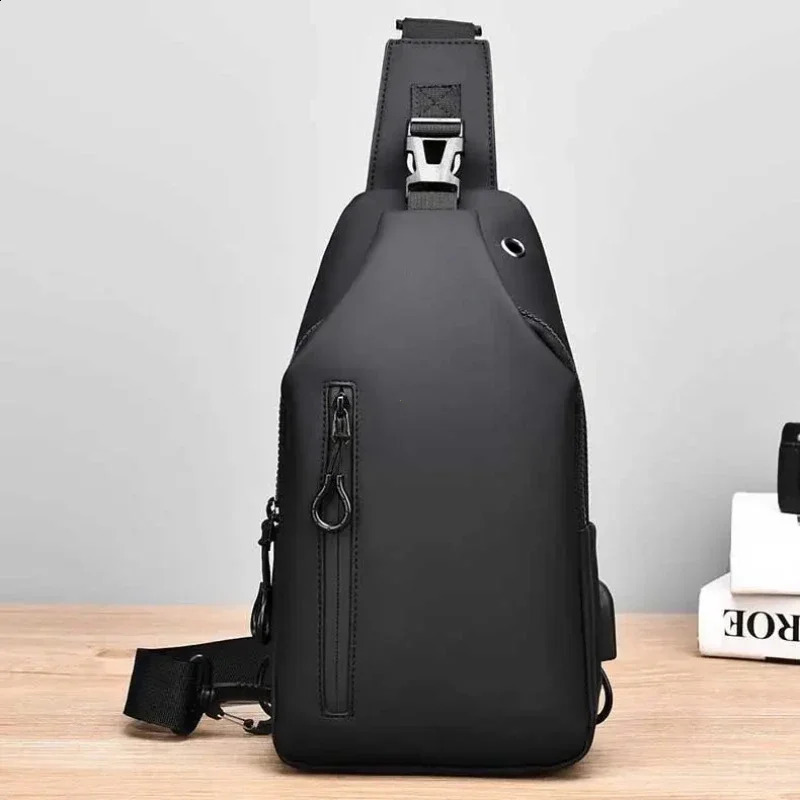 Men Bag Fashion New Solid Color Men Chest Bag Outdoor Casual Fashion One Shoulder Crossbody Bag Nylon USB Charging Shoulder Bags R250424