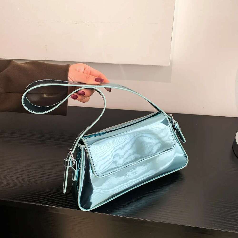 Niche 2025 New Underarm Women's High-end Fashion Baguette Casual Commuting Pu Shoulder Bag Bags for Women