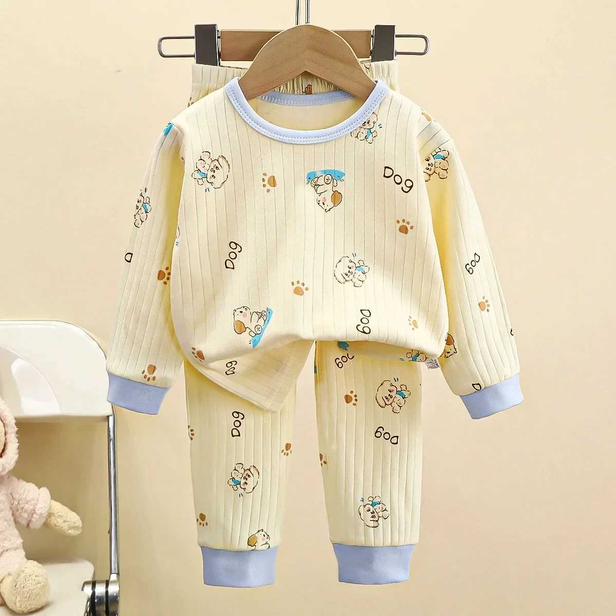 Childrens boys and girls pure cotton warm sleepwear cute cartoon long sleeved T-shirt+pants childrens baby autumn underwear set M250306