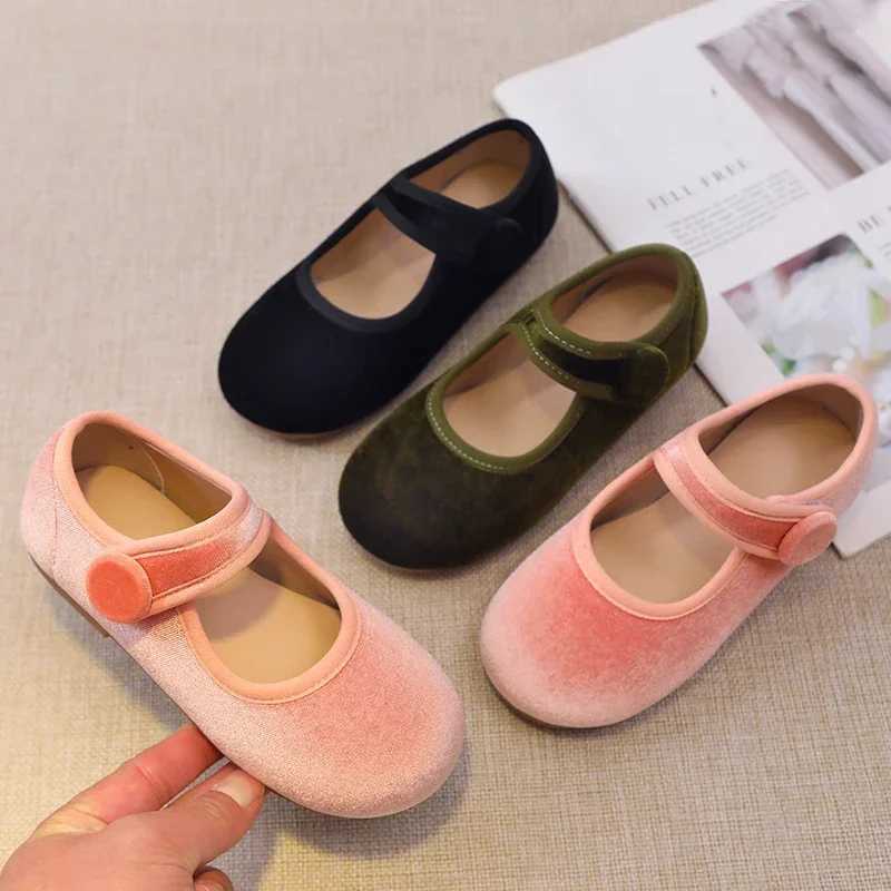 New 2024 Autumn Children Princess Shoes Girls Ballet Flats Fashion Concise Style velvet Shallow Elegant All-match Kids FlatsT250306