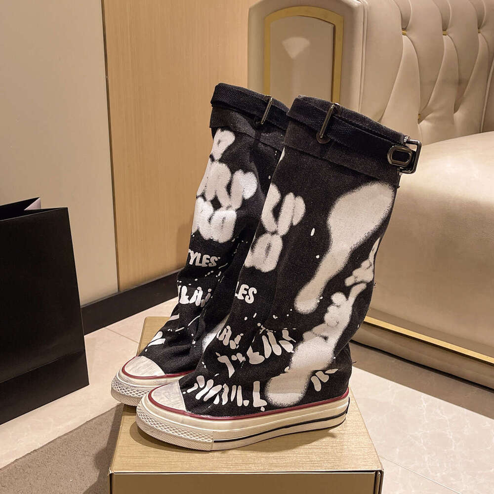 Graffiti High Top Canvas Shoes Women's Spring Wide Mid 2024 New Trouser Barrel Stacking Boots