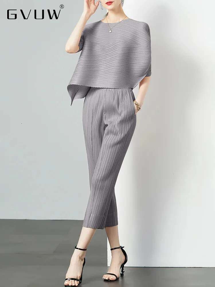 GVUW Pleated 2 Pieces Set Women Round Collar Loose Top + Pencil Pants Solid Color New 2024 Female Casual Clothing 17G6627