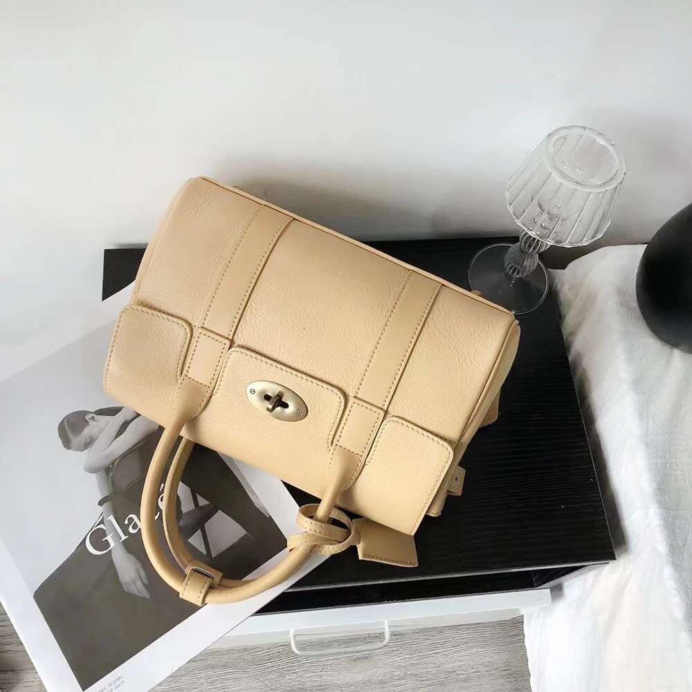 Design Women Satchel Shoulder Handbag Genuine Leather Female Messenger Top Handle Business Lady Small Portfolio Bag