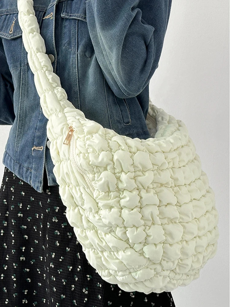 Korean Fold Puff Cloud Bag Womens Large Capacity Dumpling Bag Single Shoulder Crossbody Bag Fashion Tote Bag 250306