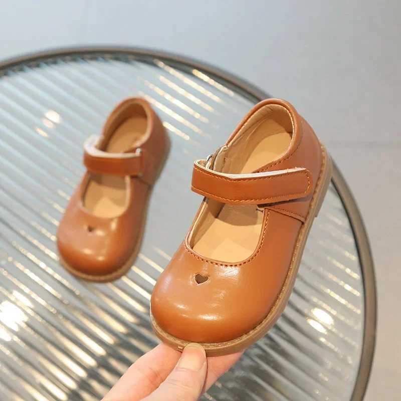 Girls Shoes 2024 Spring Autumn Children School Shoes Girls Mary Janes Flats Toddler Soft PU Leather Shoes For Girl Brown BlackT250306