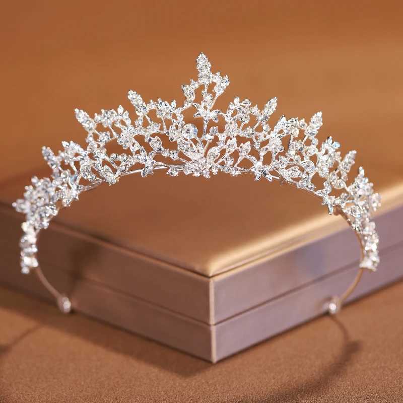Description Bridal wear Silver-colour Exquisite Style Classical Ladies Crown For Wedding X250306