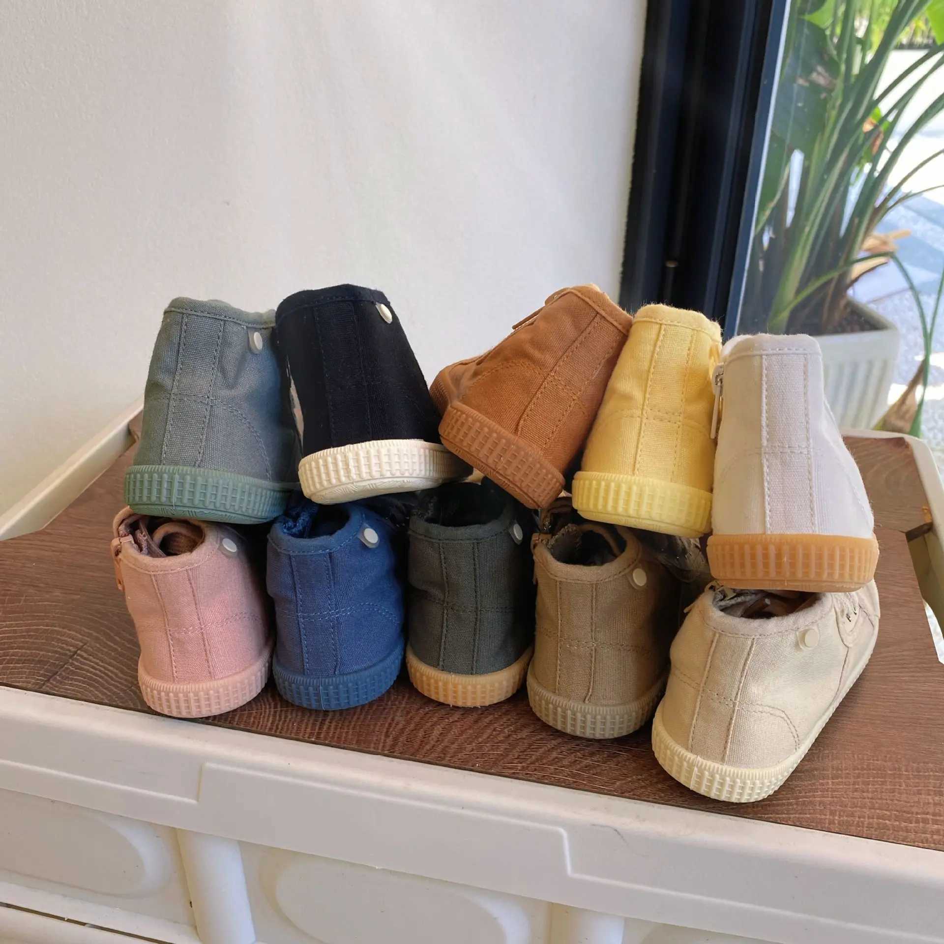 Canvas Sneakers Children Boys Girls Breathable Sport Shoes Kids White Shoes Jeans Demin Flat Boots School Shoes Board ShoesT250306