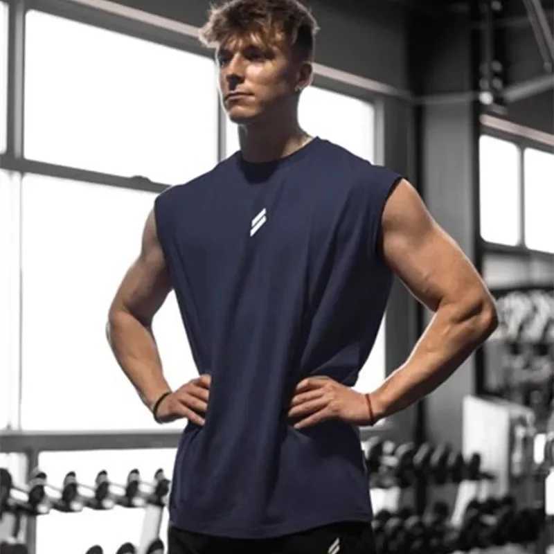 Summer Mens Fitness Vest Mens Fitness Sleeveless T-shirt Sportswear Basketball Sports Fitness Outdoor Street Casual TopsT250318