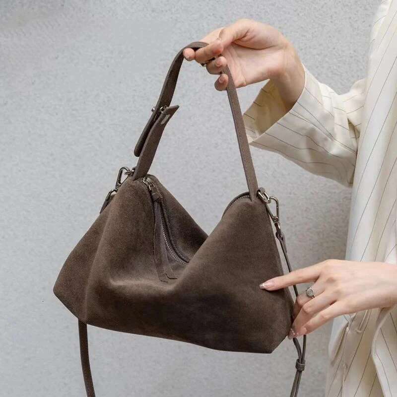 TBFG Women's Leather Handbag, Boston Style Shoulder Bag, Gray Brown, Soft, Fashionable, Suitable For Autumn And Winter