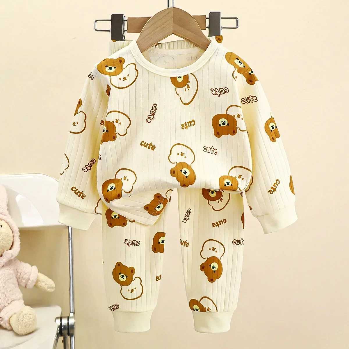 Childrens boys and girls pure cotton warm sleepwear cute cartoon long sleeved T-shirt+pants childrens baby autumn underwear set M250306