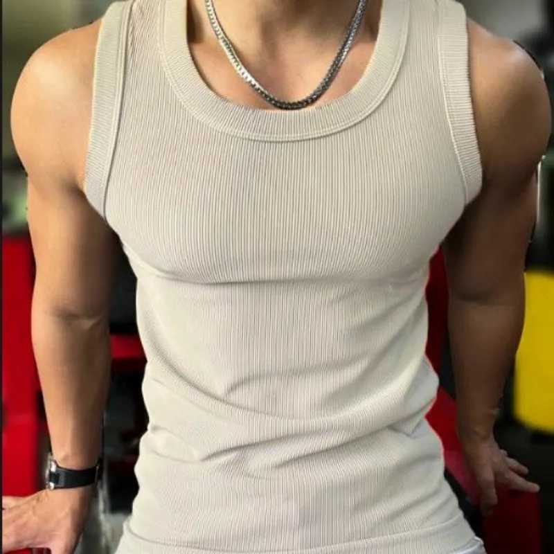 New Mens Casual Tank Top Summer Fitness Training Elastic Base Layer 2024 Sleeveless Sports Vest bodybuilding gym t shirt menT250318