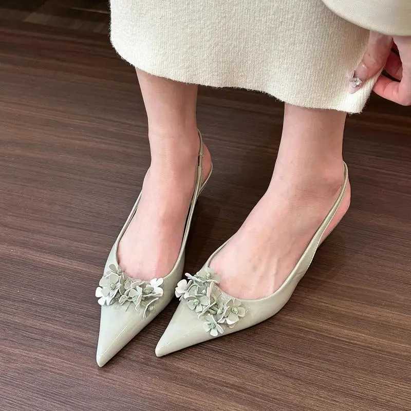 Wen Sandals Spring Summer 2024 Spring New Pointy Flower Sandals Fi Mid-heel Back Empty Wens Single Shoes Shoes Y250306