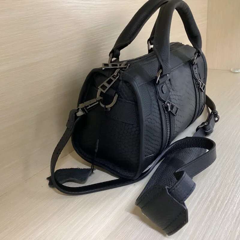 Bag Women, Fashionable Casual Wing , High-End And Large Capacity Genuine Leather Shoulder Crossbody Bag For Women