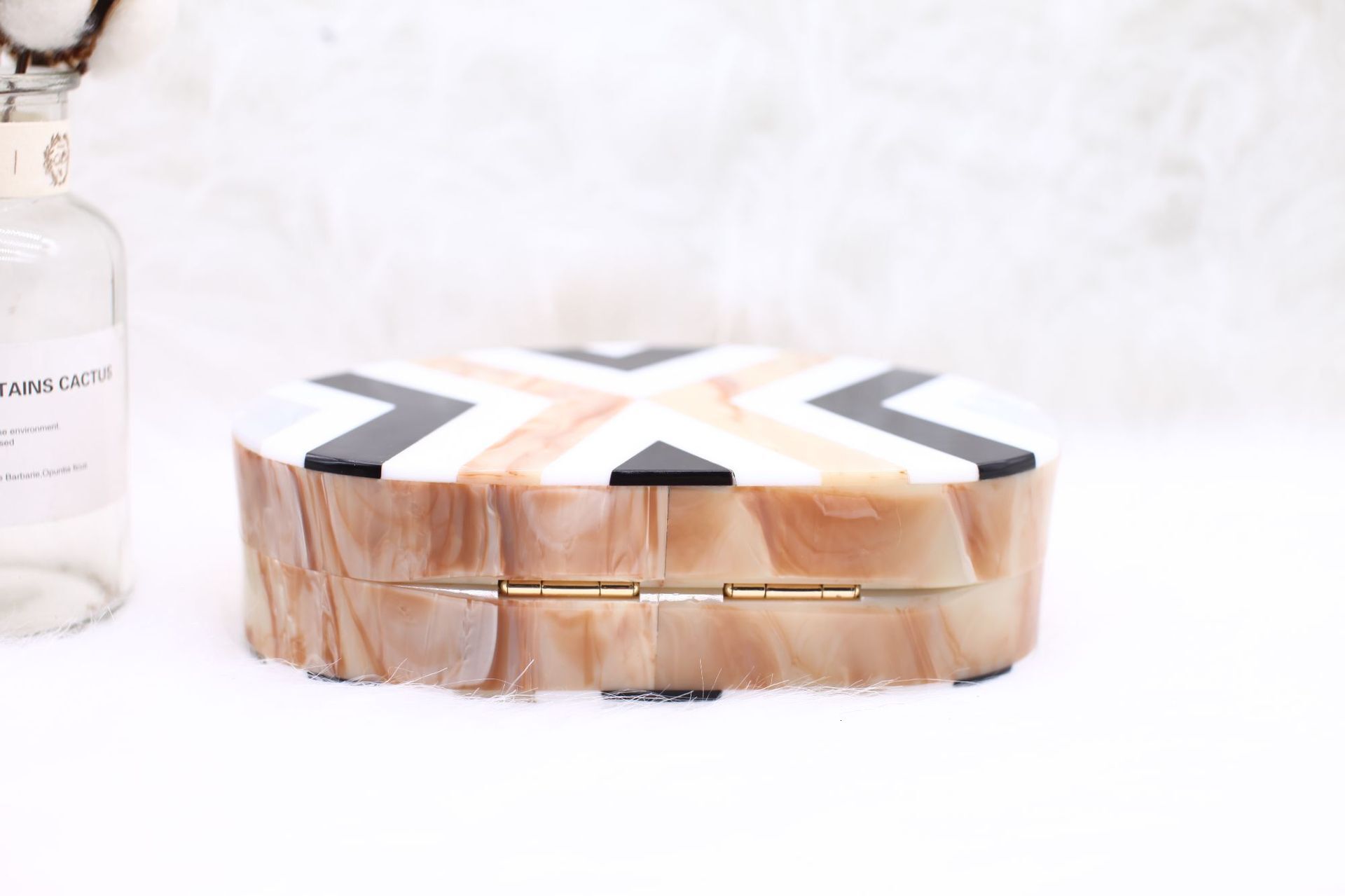 Ladies' New Single Shoulder Diagonal Cross Geometric Splicing Acrylic Bag Fashionable Rhinestone Acrylic Clutch Clear Evening Bag For Weddings Pa