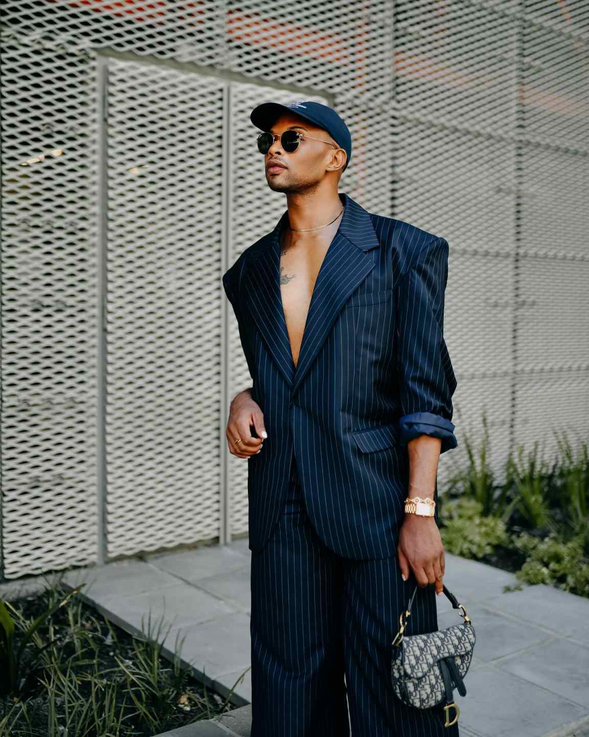 Leisure Mens Striped Tuxedos Customized 2 Pieces Loose Fit Business Pants Suits Fashion Groom Wedding Wear Outfits
